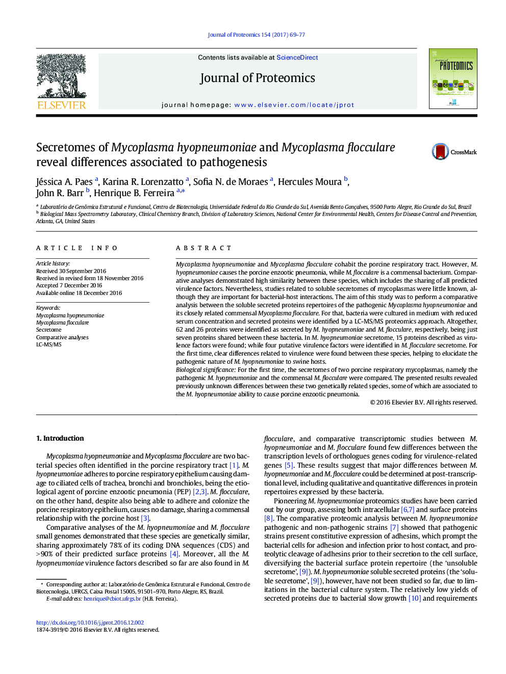 Secretomes of Mycoplasma hyopneumoniae and Mycoplasma flocculare reveal differences associated to pathogenesis