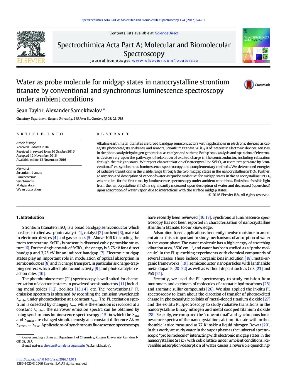 Water as probe molecule for midgap states in nanocrystalline strontium titanate by conventional and synchronous luminescence spectroscopy under ambient conditions