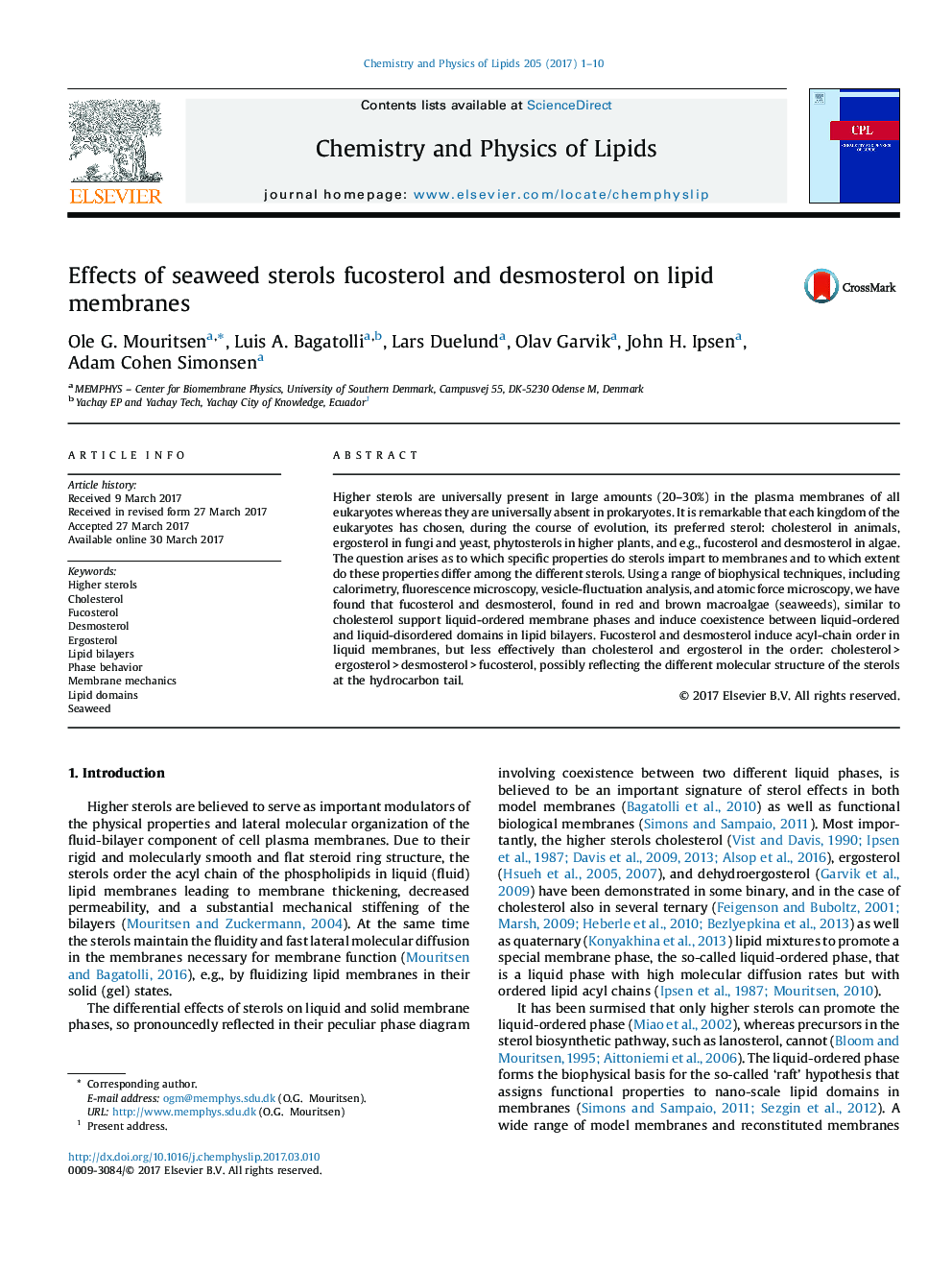 Effects of seaweed sterols fucosterol and desmosterol on lipid membranes