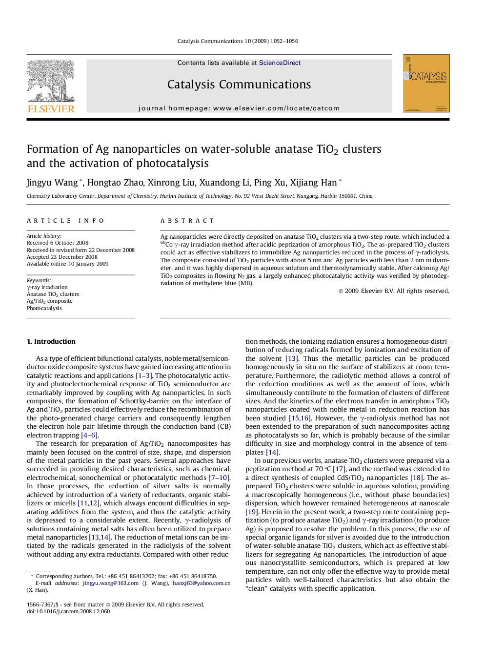 Formation of Ag nanoparticles on water-soluble anatase TiO2 clusters and the activation of photocatalysis