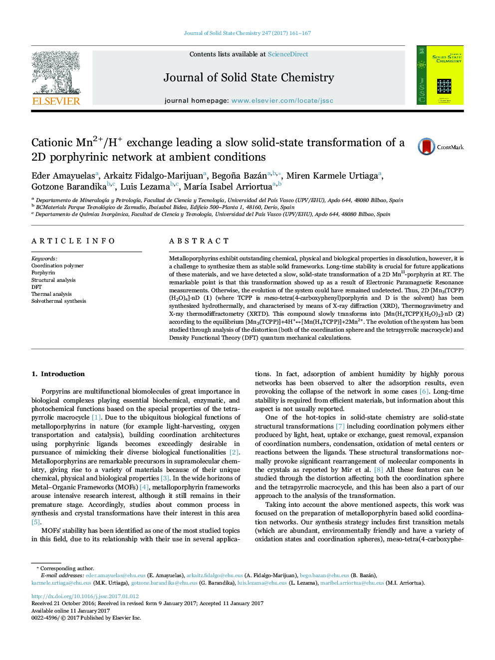 Cationic Mn2+/H+ exchange leading a slow solid-state transformation of a 2D porphyrinic network at ambient conditions