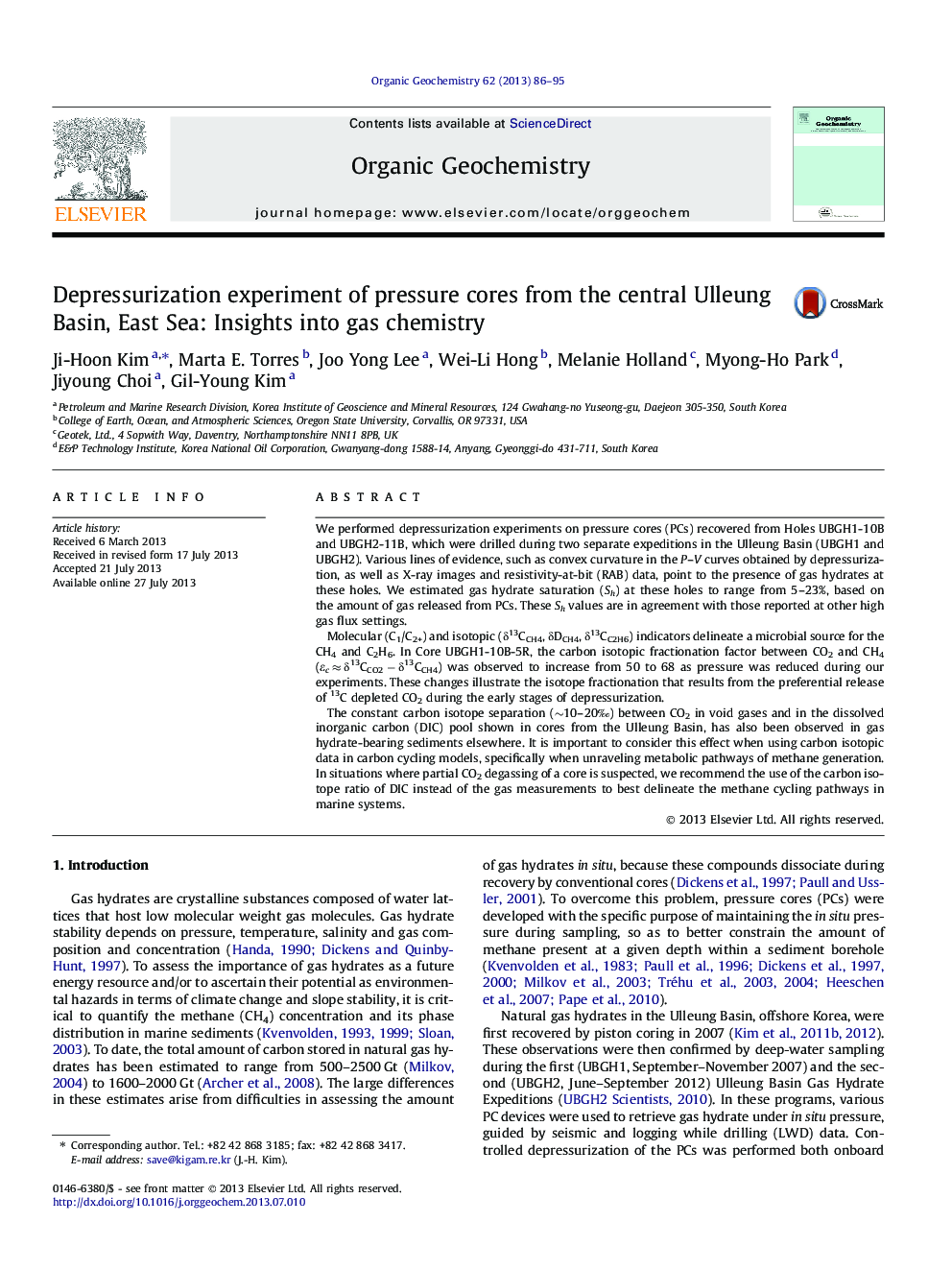 Depressurization experiment of pressure cores from the central Ulleung Basin, East Sea: Insights into gas chemistry