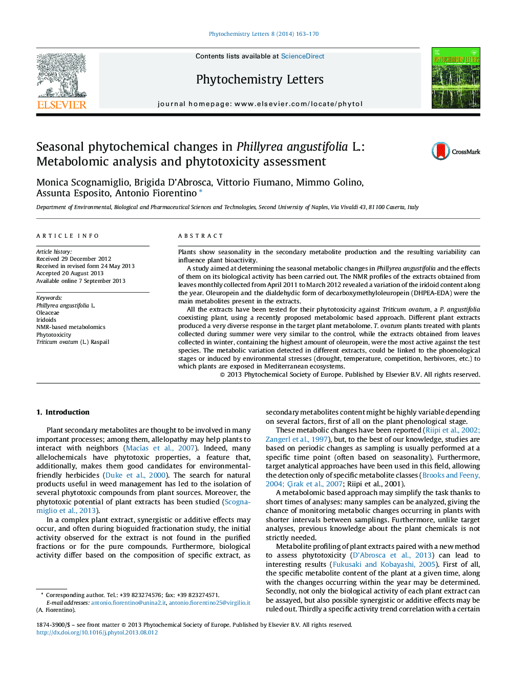 Seasonal phytochemical changes in Phillyrea angustifolia L.: Metabolomic analysis and phytotoxicity assessment