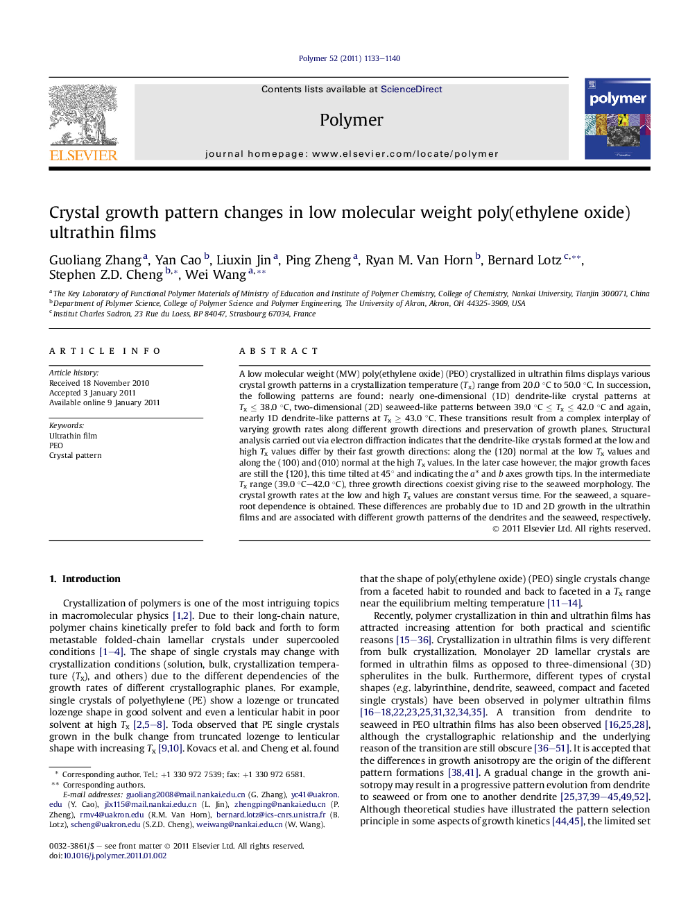 Crystal growth pattern changes in low molecular weight poly(ethylene oxide) ultrathin films