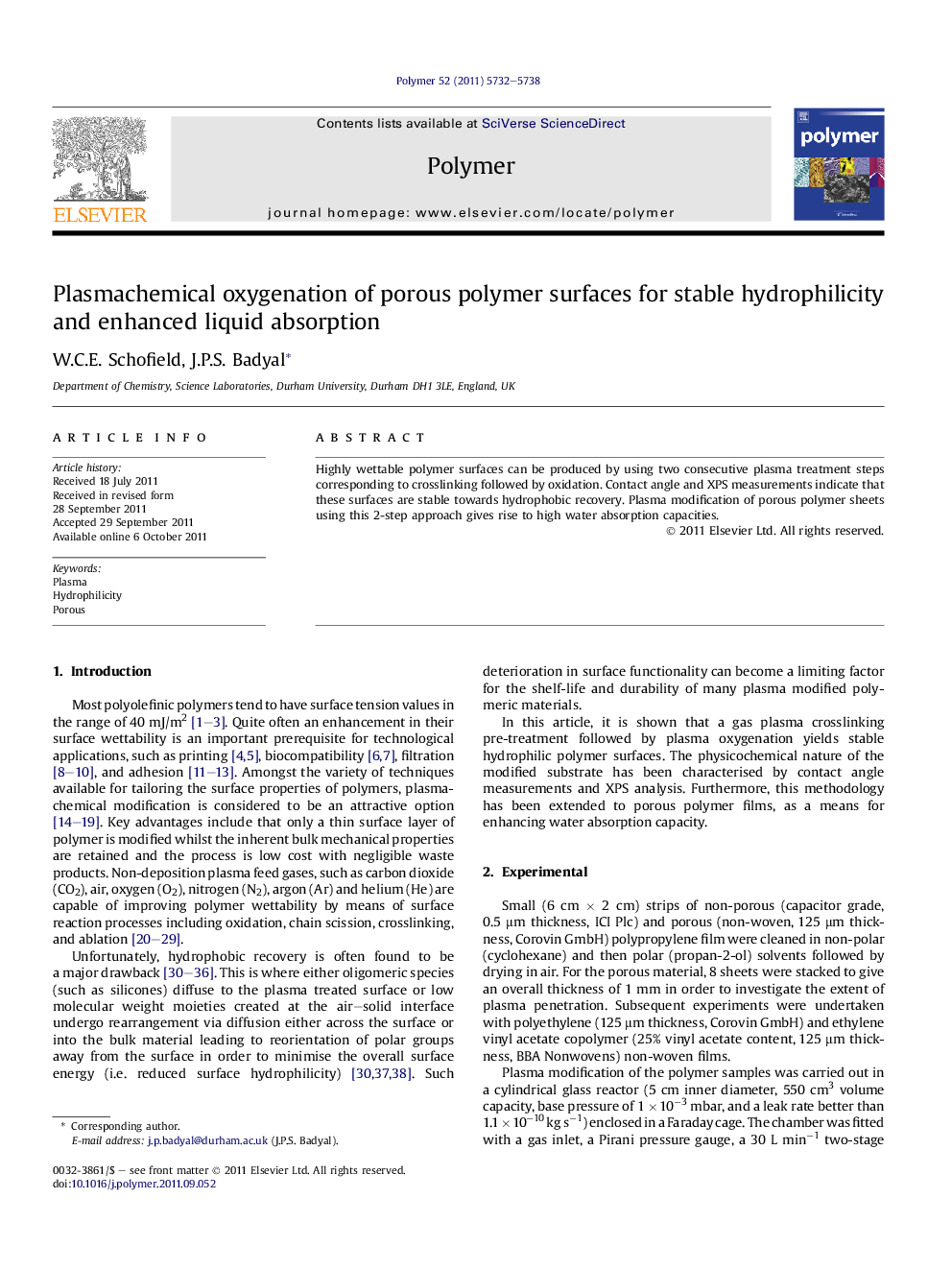 Plasmachemical oxygenation of porous polymer surfaces for stable hydrophilicity and enhanced liquid absorption