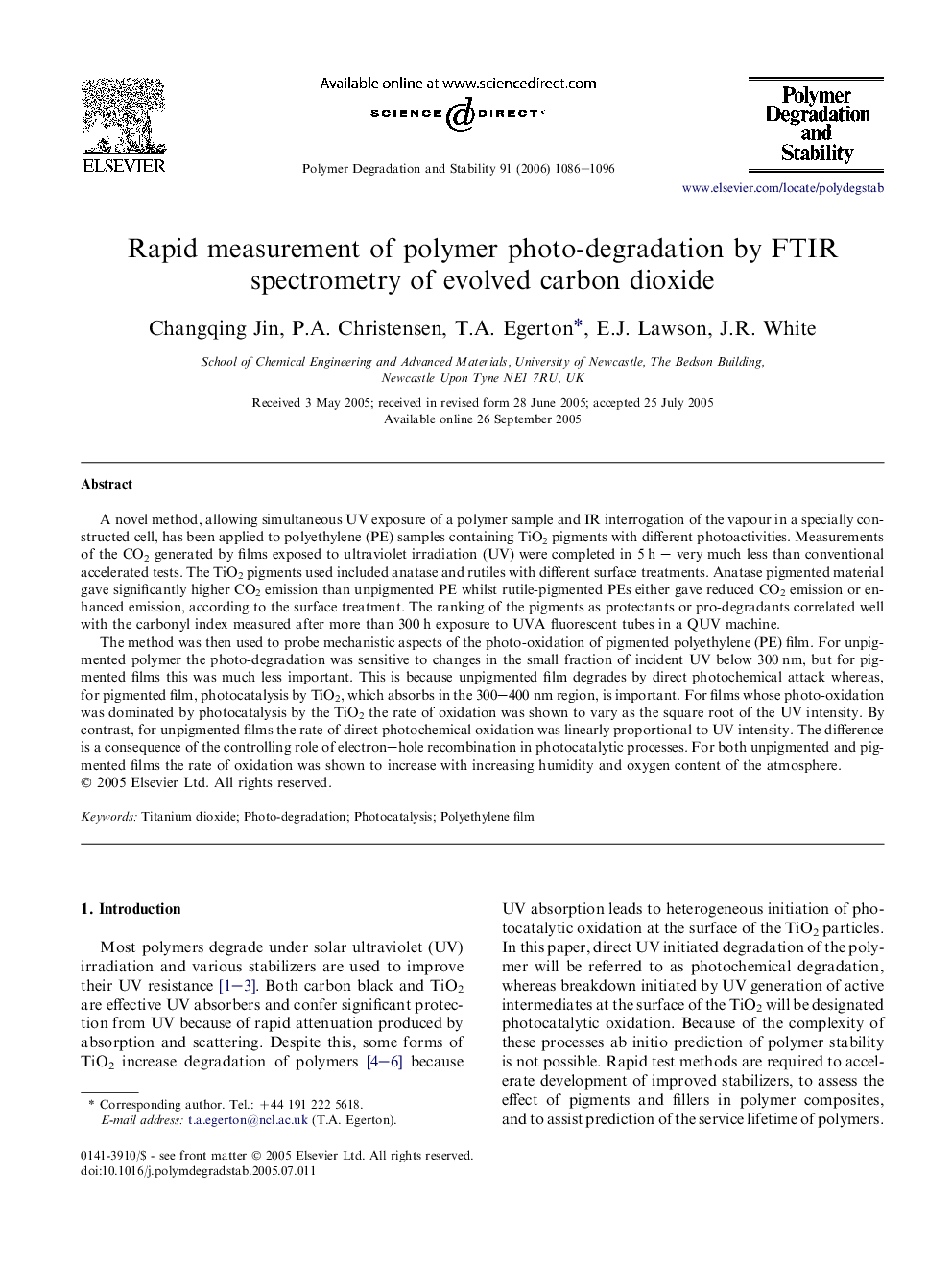 Rapid measurement of polymer photo-degradation by FTIR spectrometry of evolved carbon dioxide