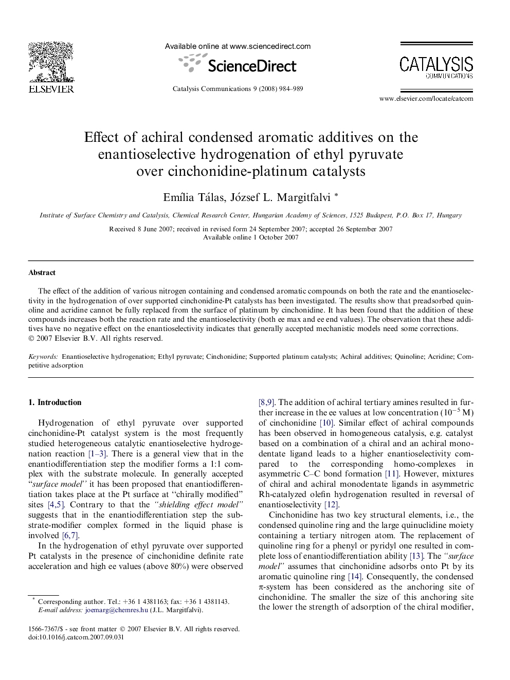 Effect of achiral condensed aromatic additives on the enantioselective hydrogenation of ethyl pyruvate over cinchonidine-platinum catalysts