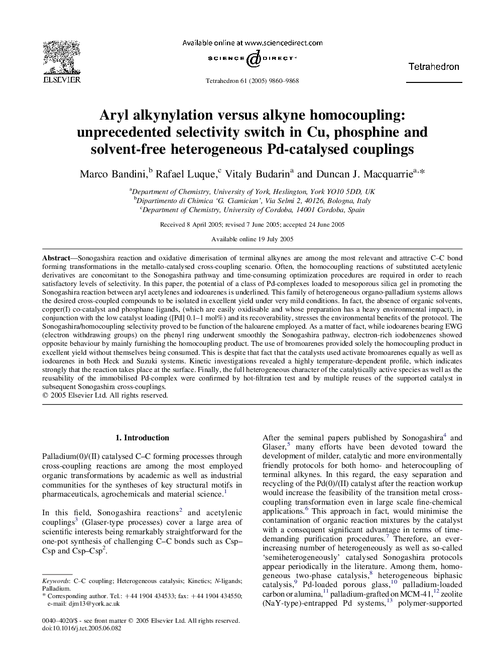 Aryl alkynylation versus alkyne homocoupling: unprecedented selectivity switch in Cu, phosphine and solvent-free heterogeneous Pd-catalysed couplings