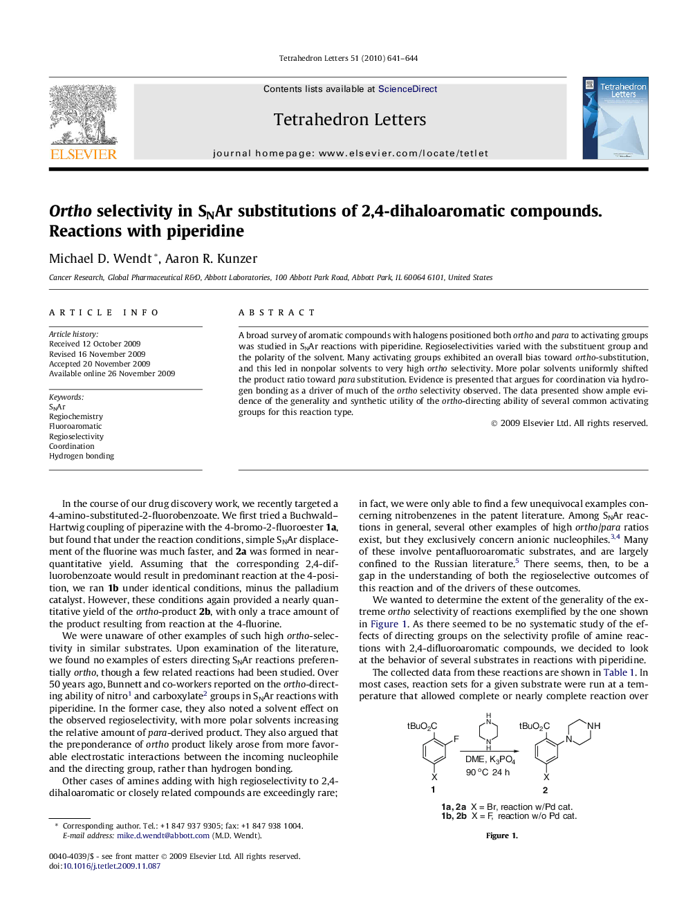 Ortho selectivity in SNAr substitutions of 2,4-dihaloaromatic compounds. Reactions with piperidine