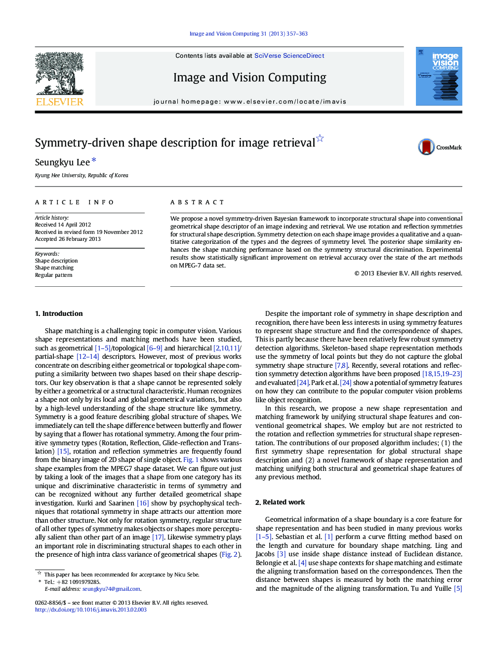 Symmetry-driven shape description for image retrieval 