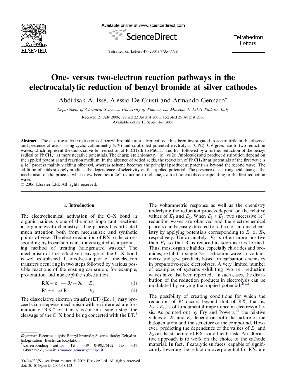 One- versus two-electron reaction pathways in the electrocatalytic reduction of benzyl bromide at silver cathodes