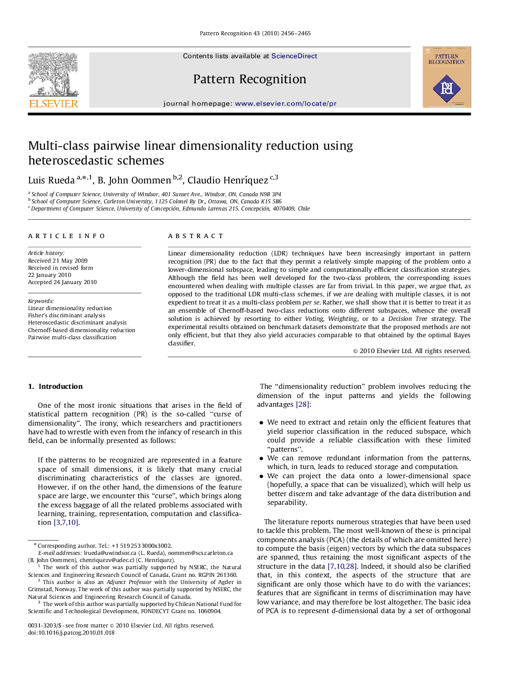 Multi-class pairwise linear dimensionality reduction using heteroscedastic schemes