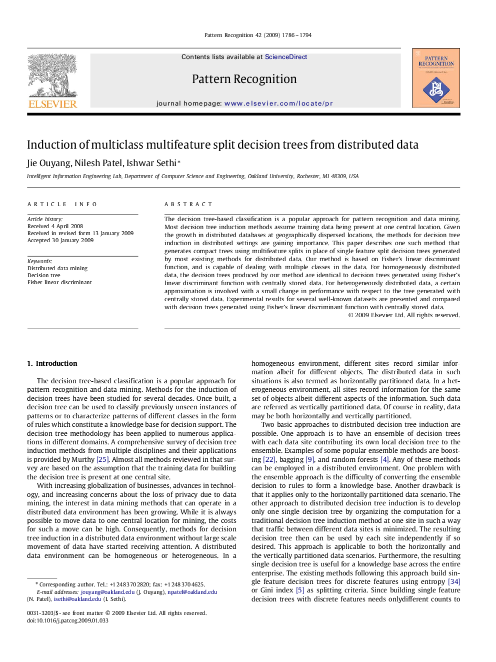 Induction of multiclass multifeature split decision trees from distributed data