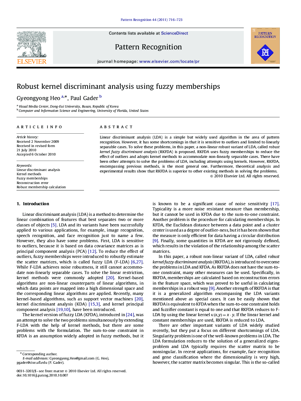 Robust kernel discriminant analysis using fuzzy memberships