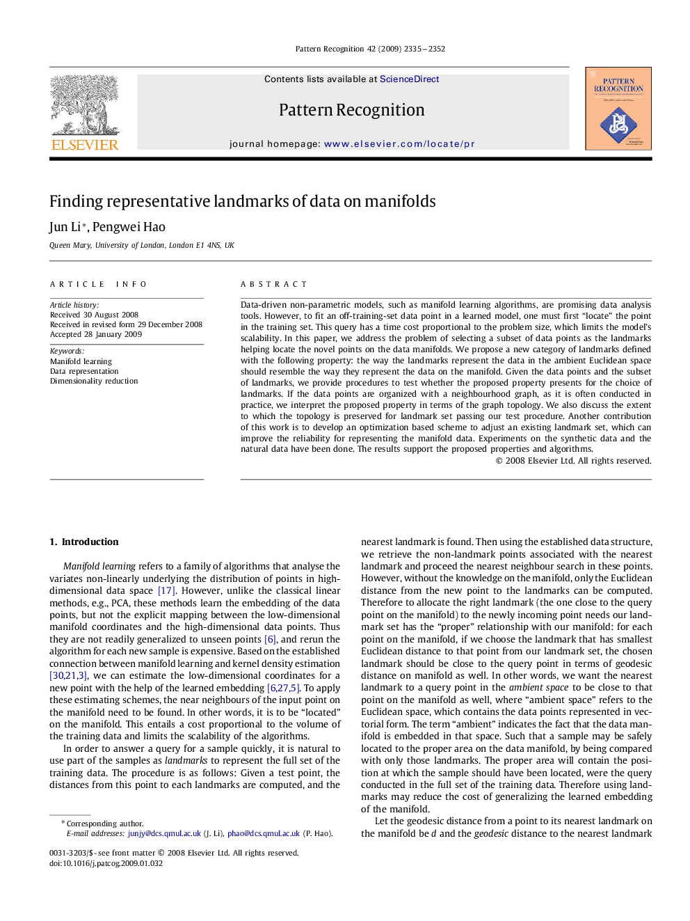 Finding representative landmarks of data on manifolds