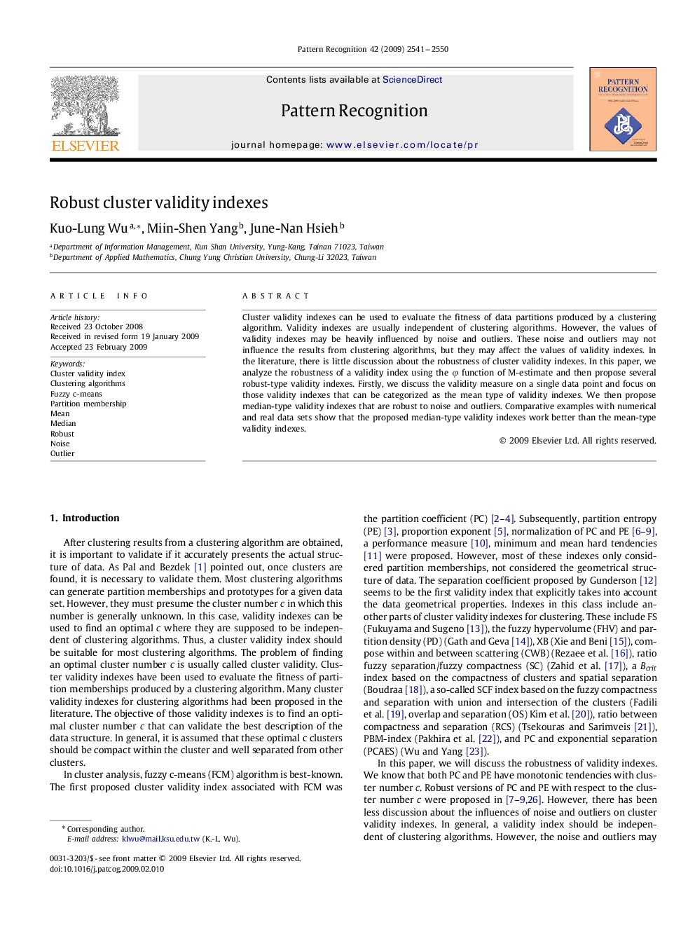 Robust cluster validity indexes