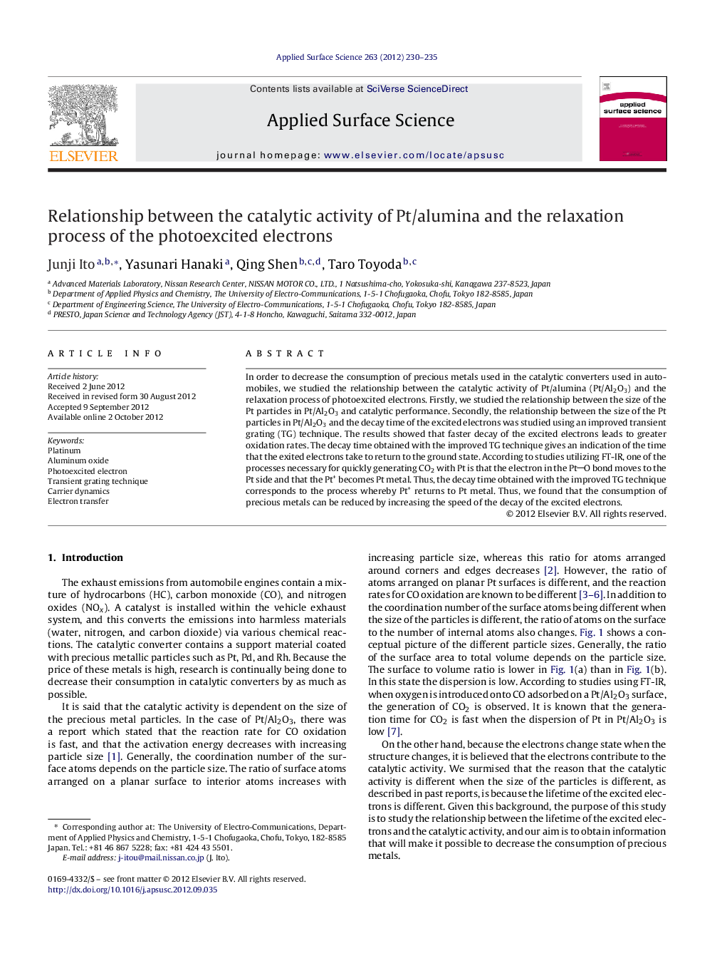 Relationship between the catalytic activity of Pt/alumina and the relaxation process of the photoexcited electrons