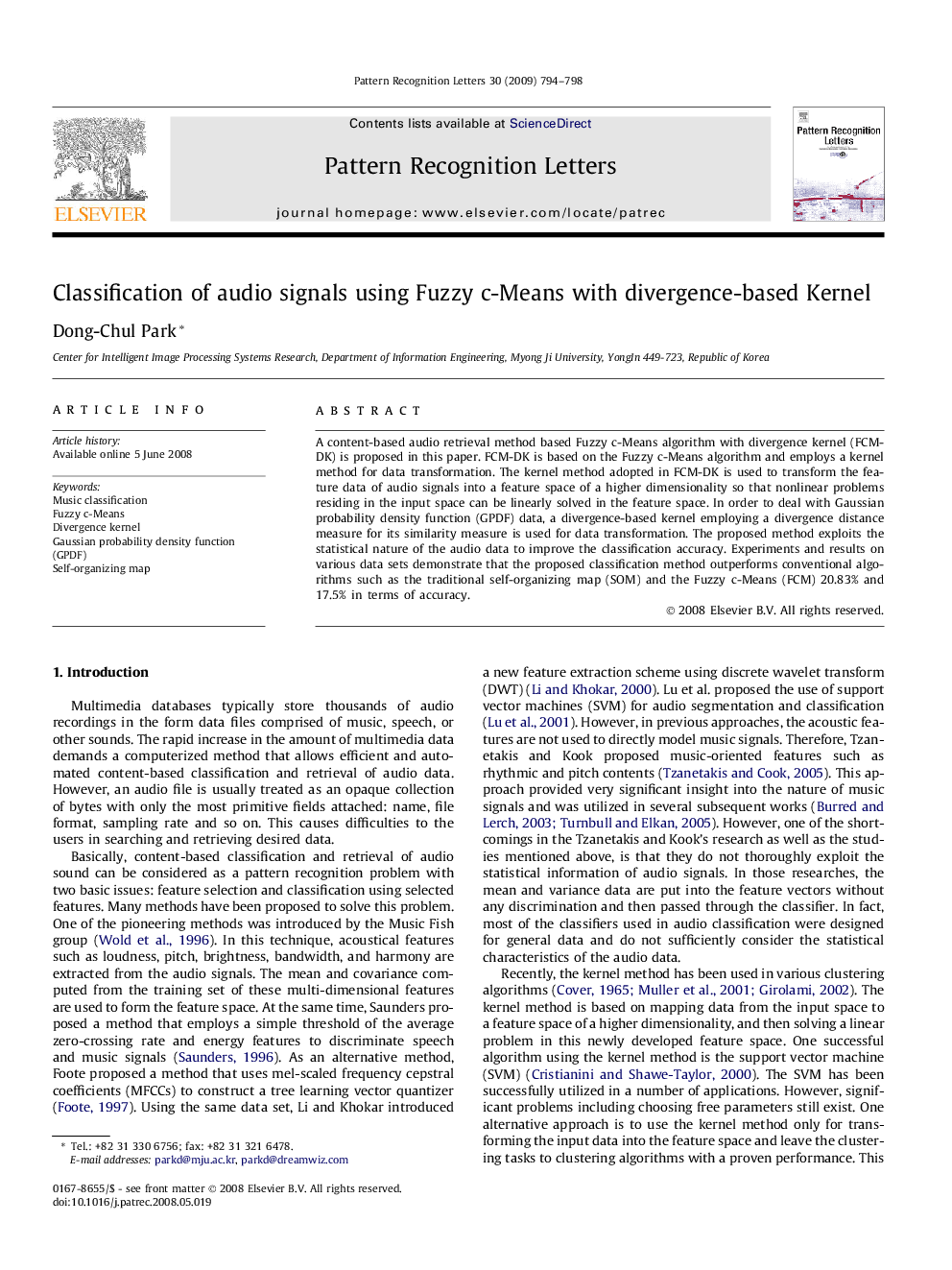 Classification of audio signals using Fuzzy c-Means with divergence-based Kernel