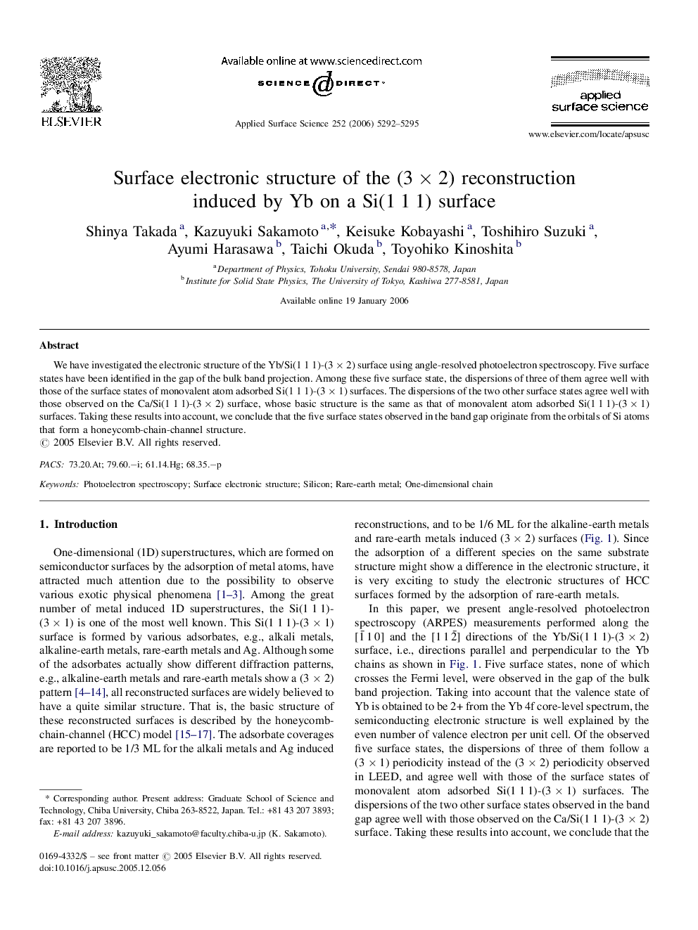 Surface electronic structure of the (3 Ã 2) reconstruction induced by Yb on a Si(1 1 1) surface