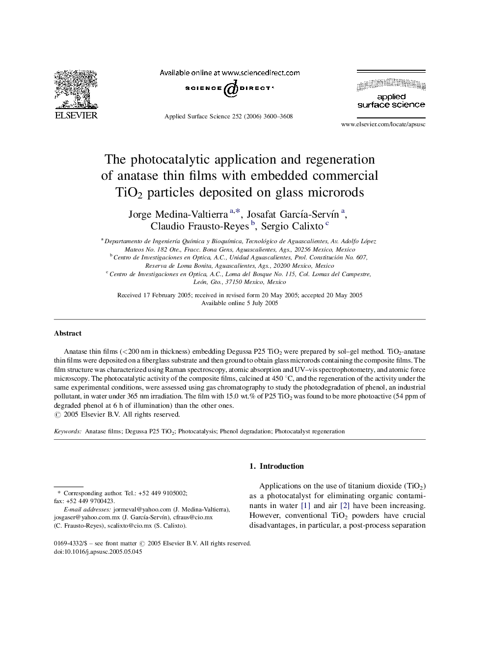 The photocatalytic application and regeneration of anatase thin films with embedded commercial TiO2 particles deposited on glass microrods