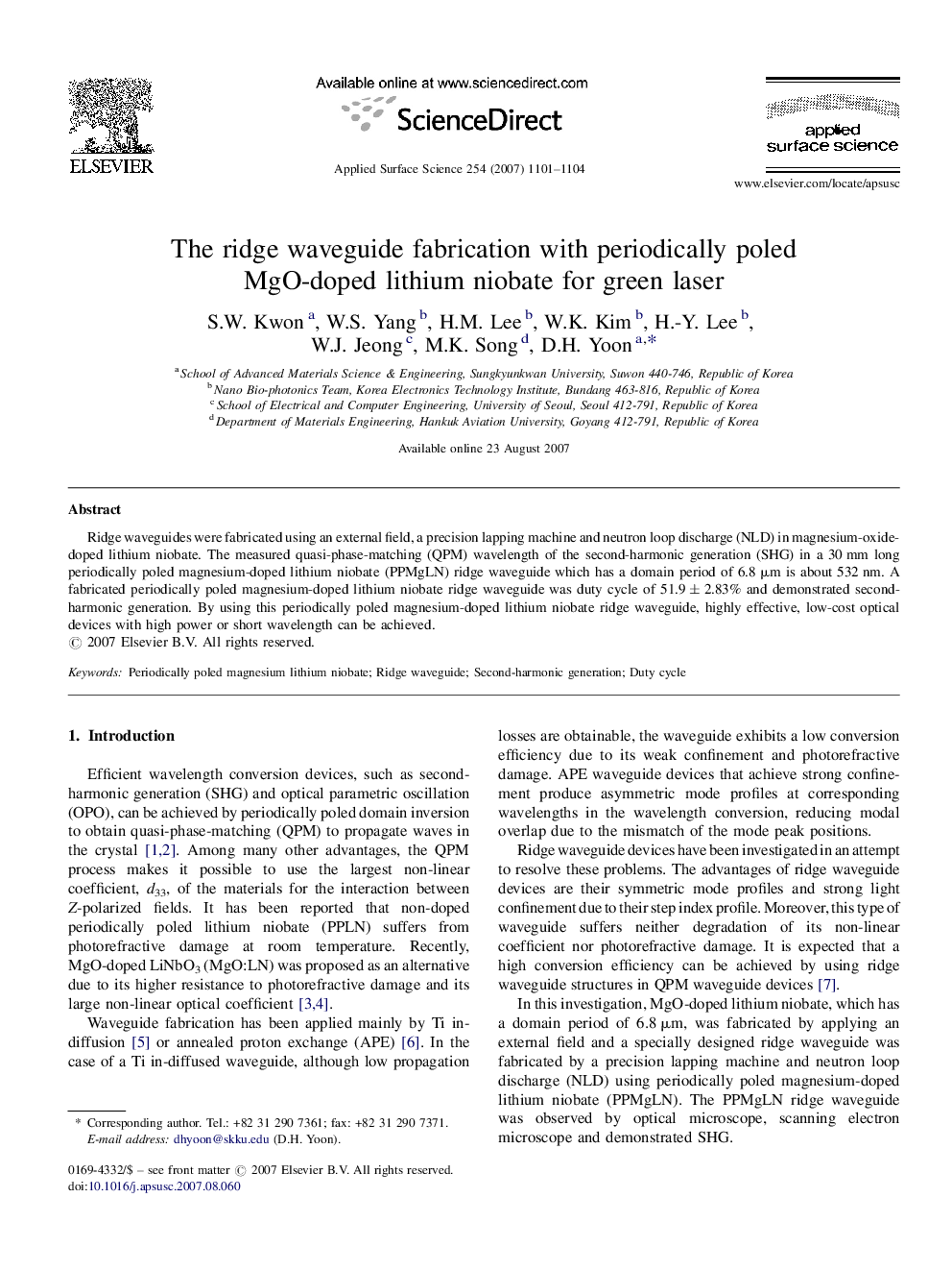 The ridge waveguide fabrication with periodically poled MgO-doped lithium niobate for green laser