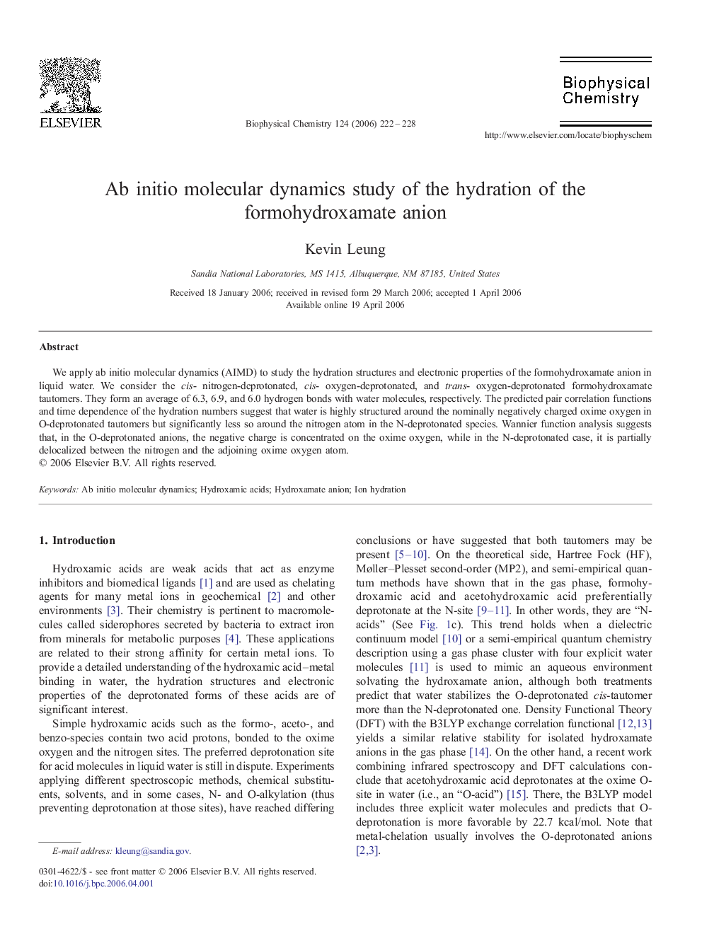 Ab initio molecular dynamics study of the hydration of the formohydroxamate anion