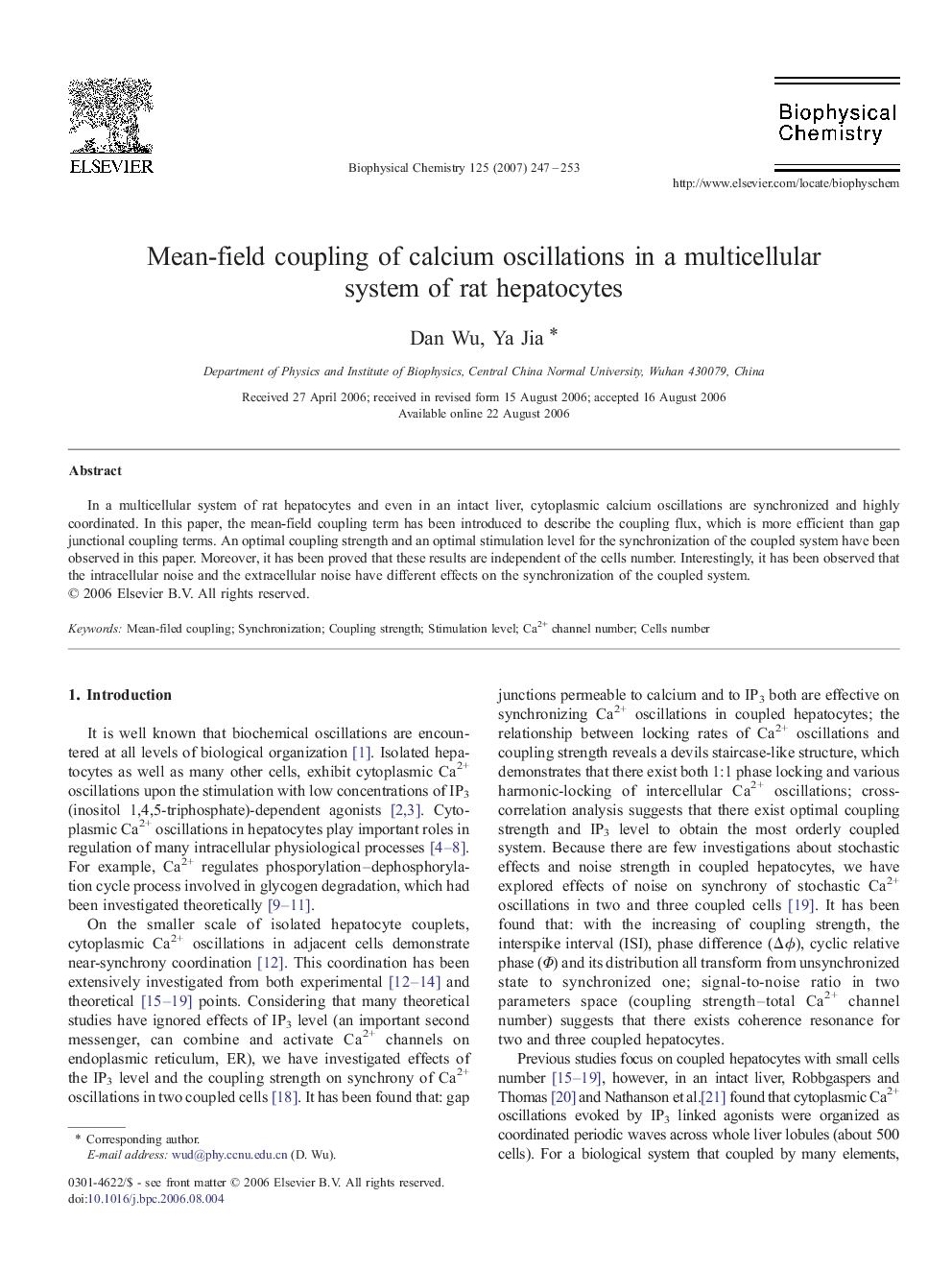 Mean-field coupling of calcium oscillations in a multicellular system of rat hepatocytes