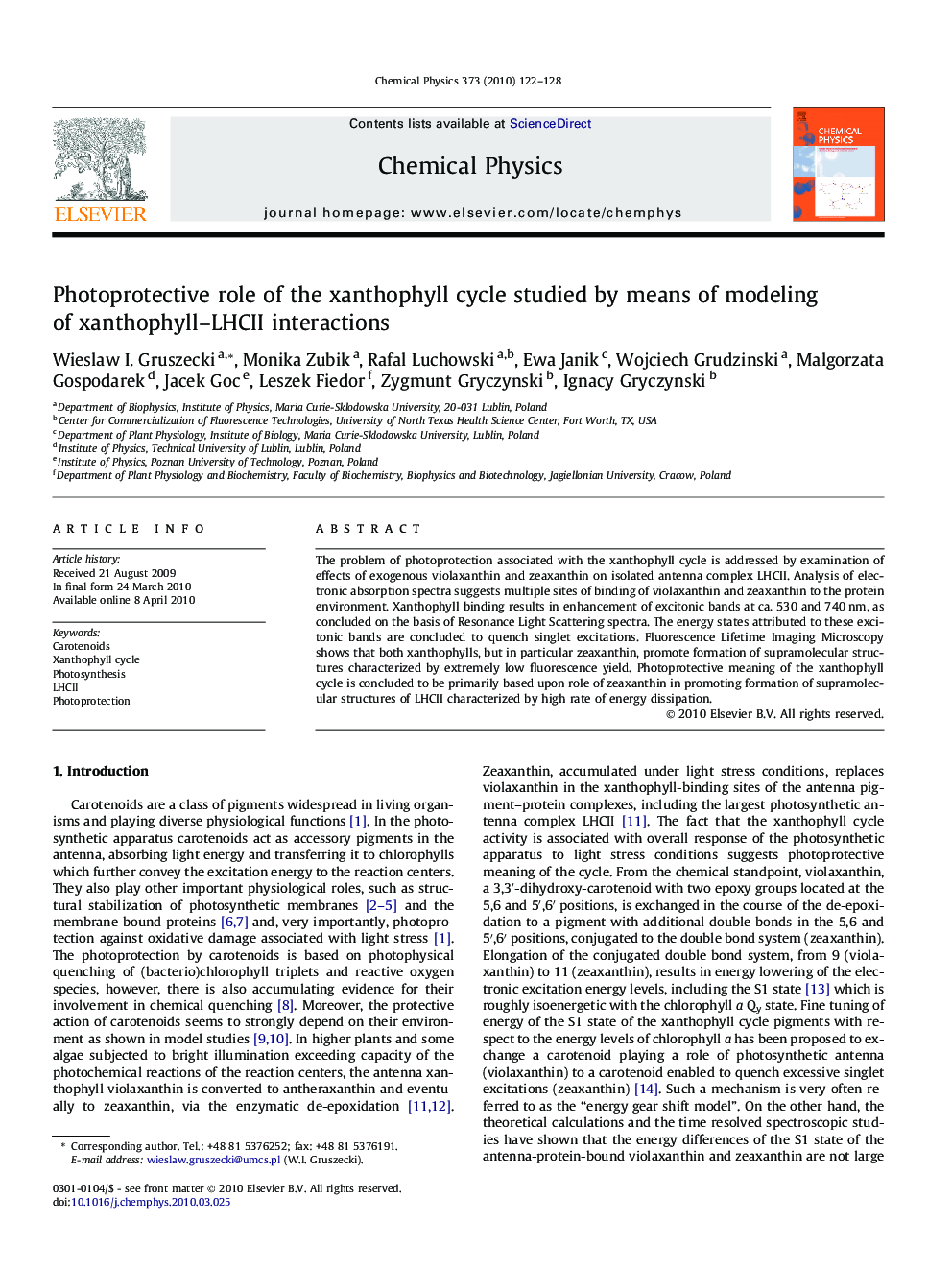 Photoprotective role of the xanthophyll cycle studied by means of modeling of xanthophyll-LHCII interactions