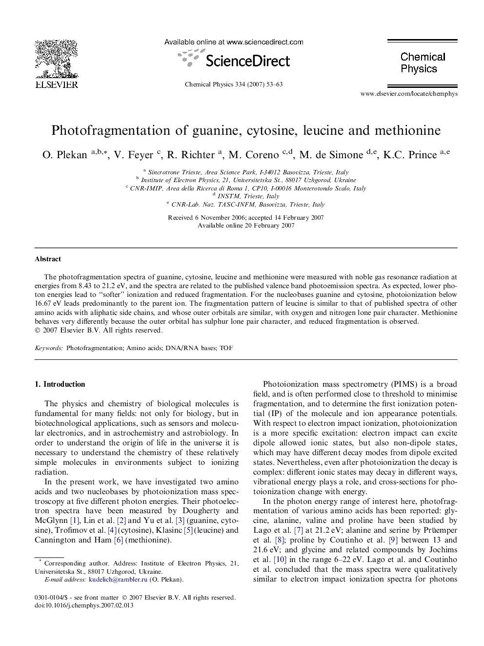 Photofragmentation of guanine, cytosine, leucine and methionine