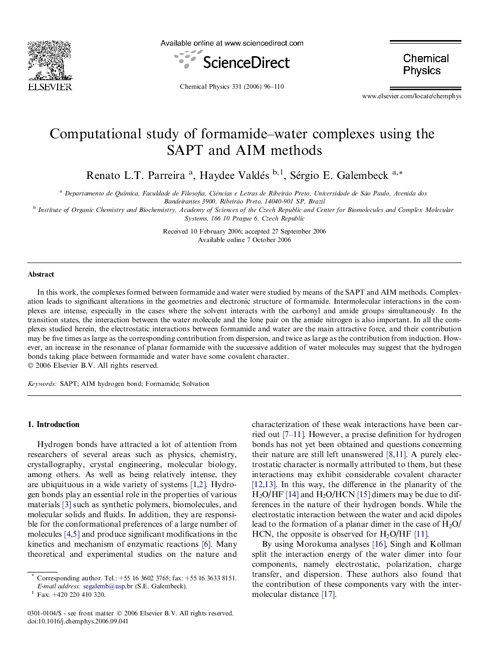 Computational study of formamide-water complexes using the SAPT and AIM methods