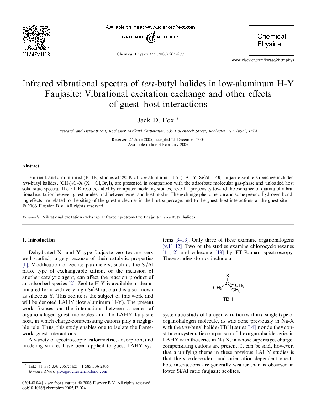 Infrared vibrational spectra of tert-butyl halides in low-aluminum H-Y Faujasite: Vibrational excitation exchange and other effects of guest-host interactions