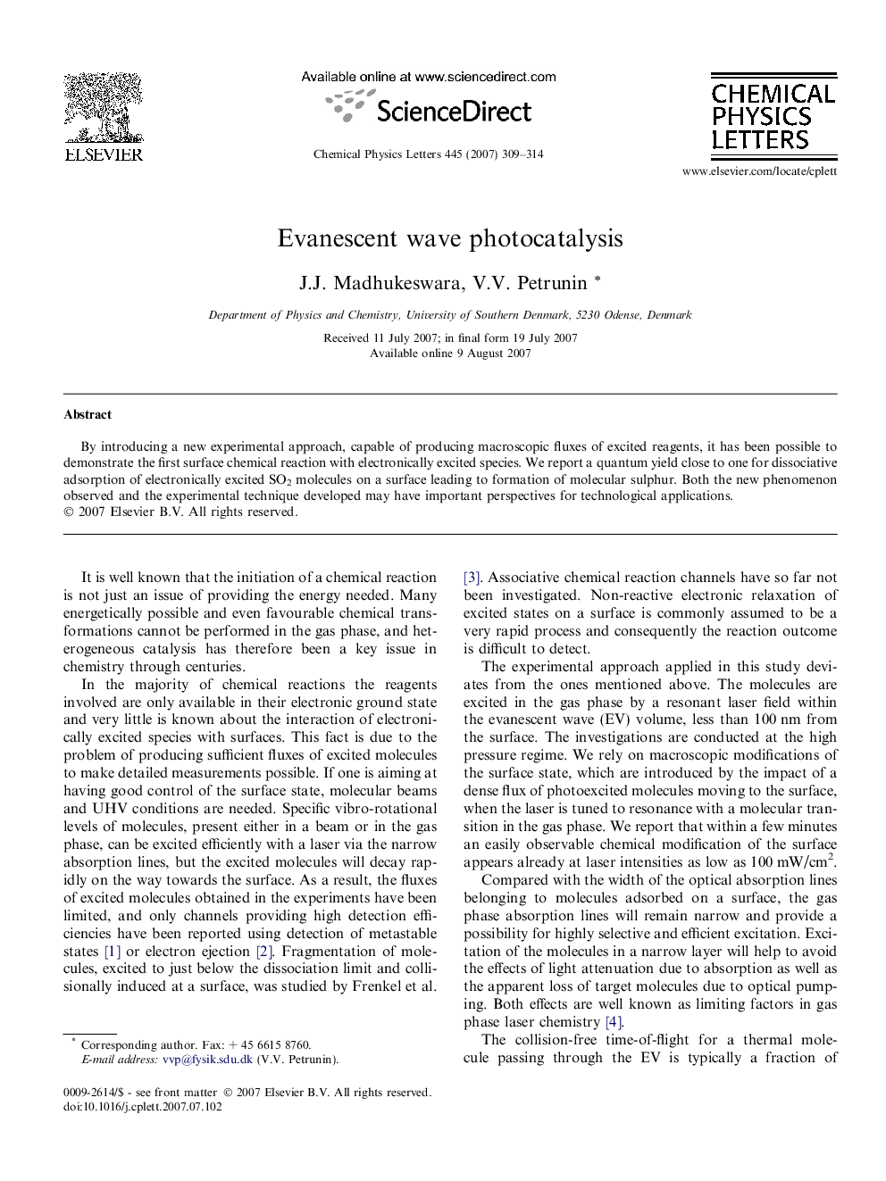 Evanescent wave photocatalysis