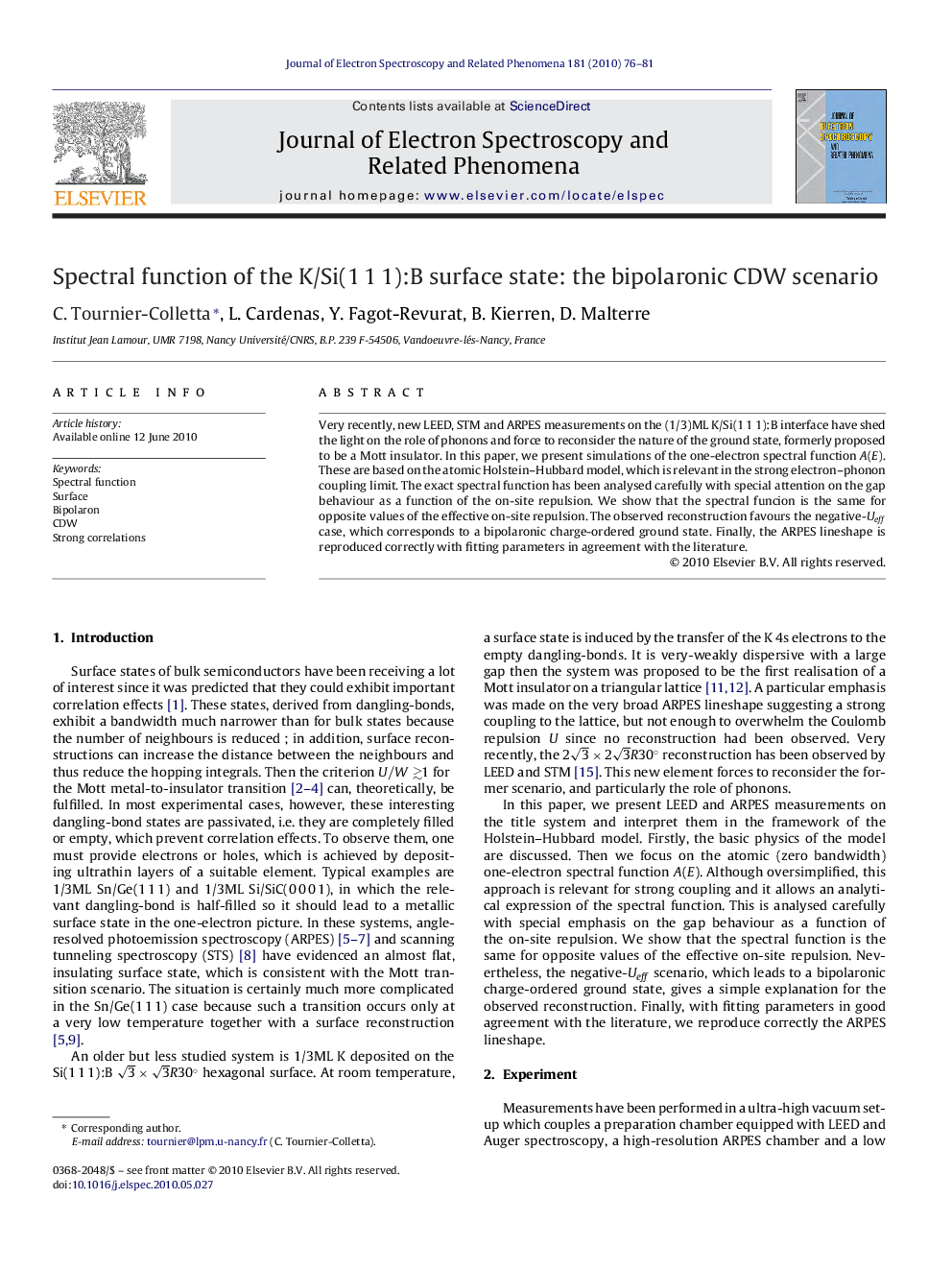 Spectral function of the K/Si(1Â 1Â 1):B surface state: the bipolaronic CDW scenario