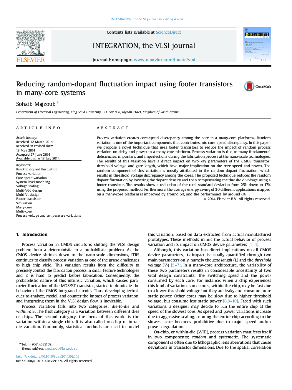 Reducing random-dopant fluctuation impact using footer transistors in many-core systems