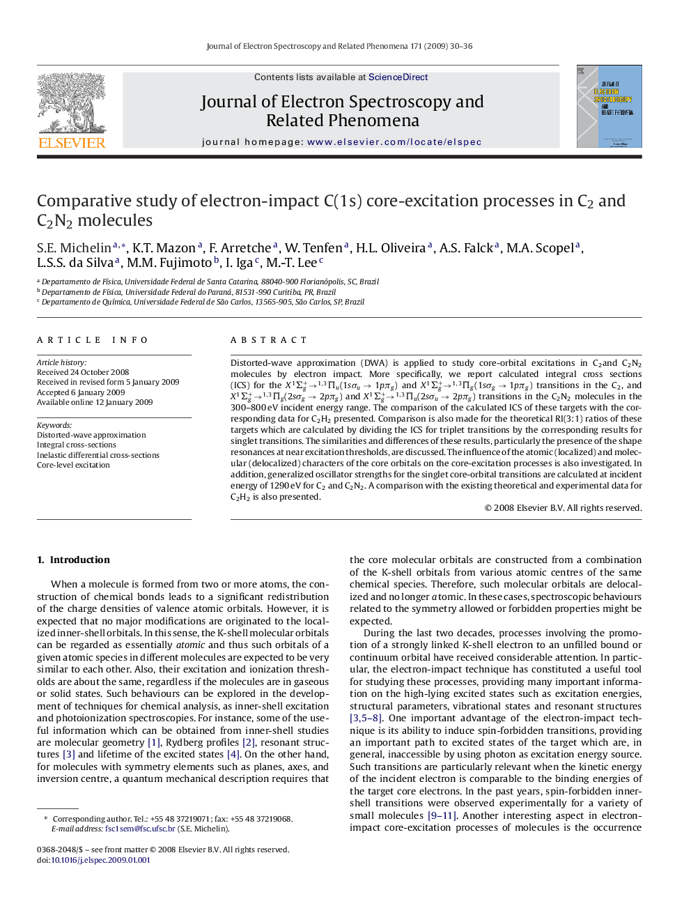 Comparative study of electron-impact C(1s) core-excitation processes in C2 and C2N2 molecules