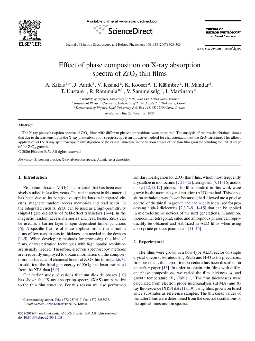 Effect of phase composition on X-ray absorption spectra of ZrO2 thin films