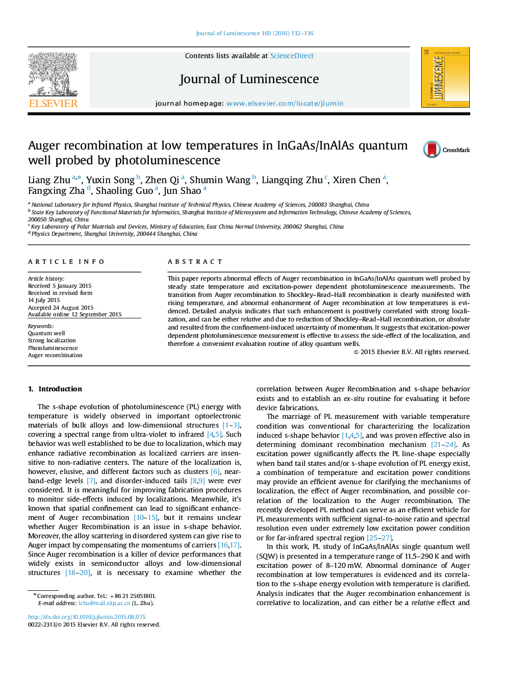 Auger recombination at low temperatures in InGaAs/InAlAs quantum well probed by photoluminescence