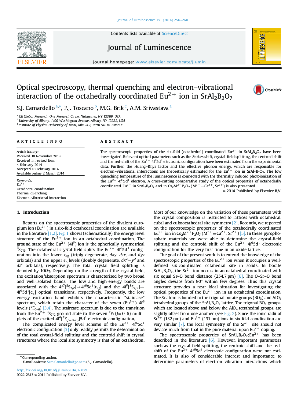 Optical spectroscopy, thermal quenching and electron-vibrational interaction of the octahedrally coordinated Eu2+ ion in SrAl2B2O7