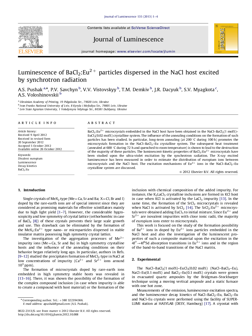 Luminescence of BaCl2:Eu2+ particles dispersed in the NaCl host excited by synchrotron radiation