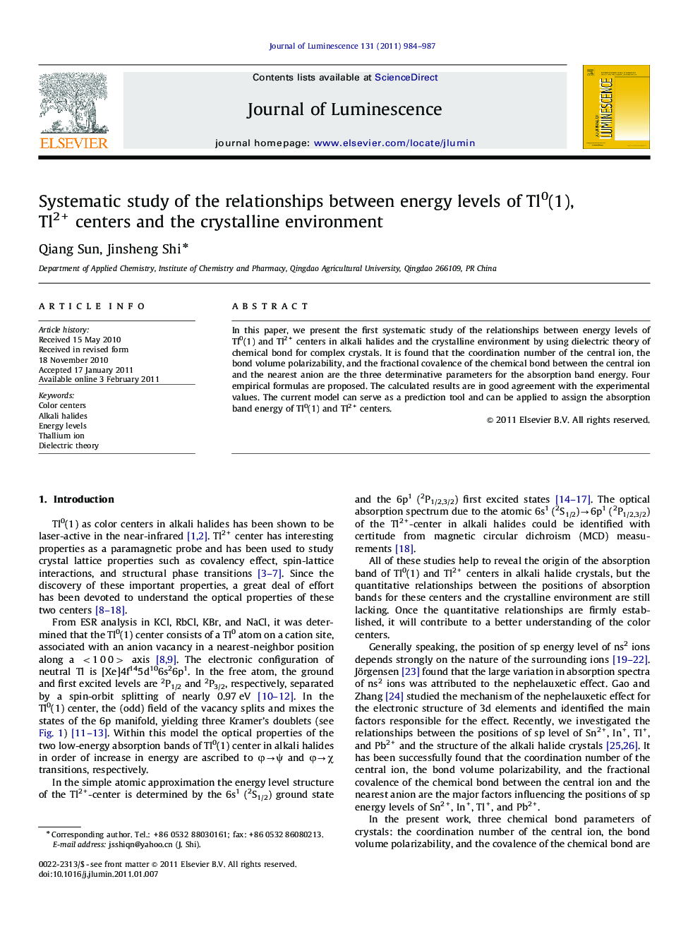 Systematic study of the relationships between energy levels of Tl0(1), Tl2+ centers and the crystalline environment