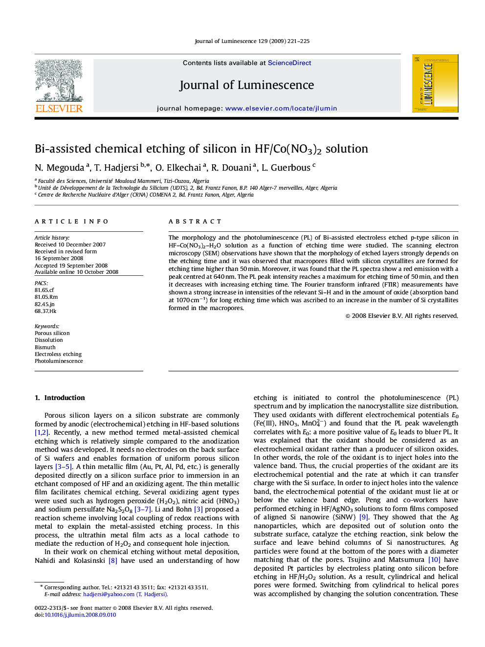 Bi-assisted chemical etching of silicon in HF/Co(NO3)2 solution