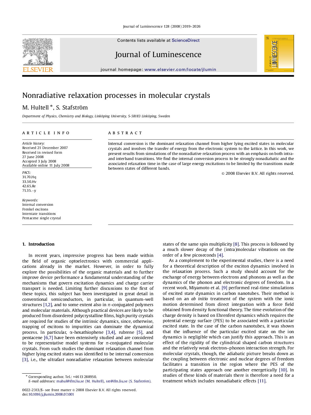 Nonradiative relaxation processes in molecular crystals