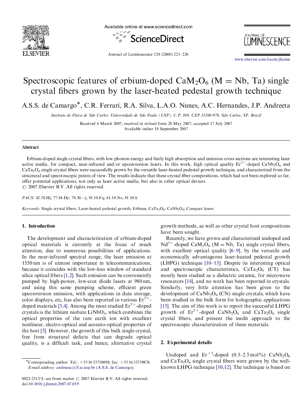 Spectroscopic features of erbium-doped CaM2O6 (M=Nb, Ta) single crystal fibers grown by the laser-heated pedestal growth technique