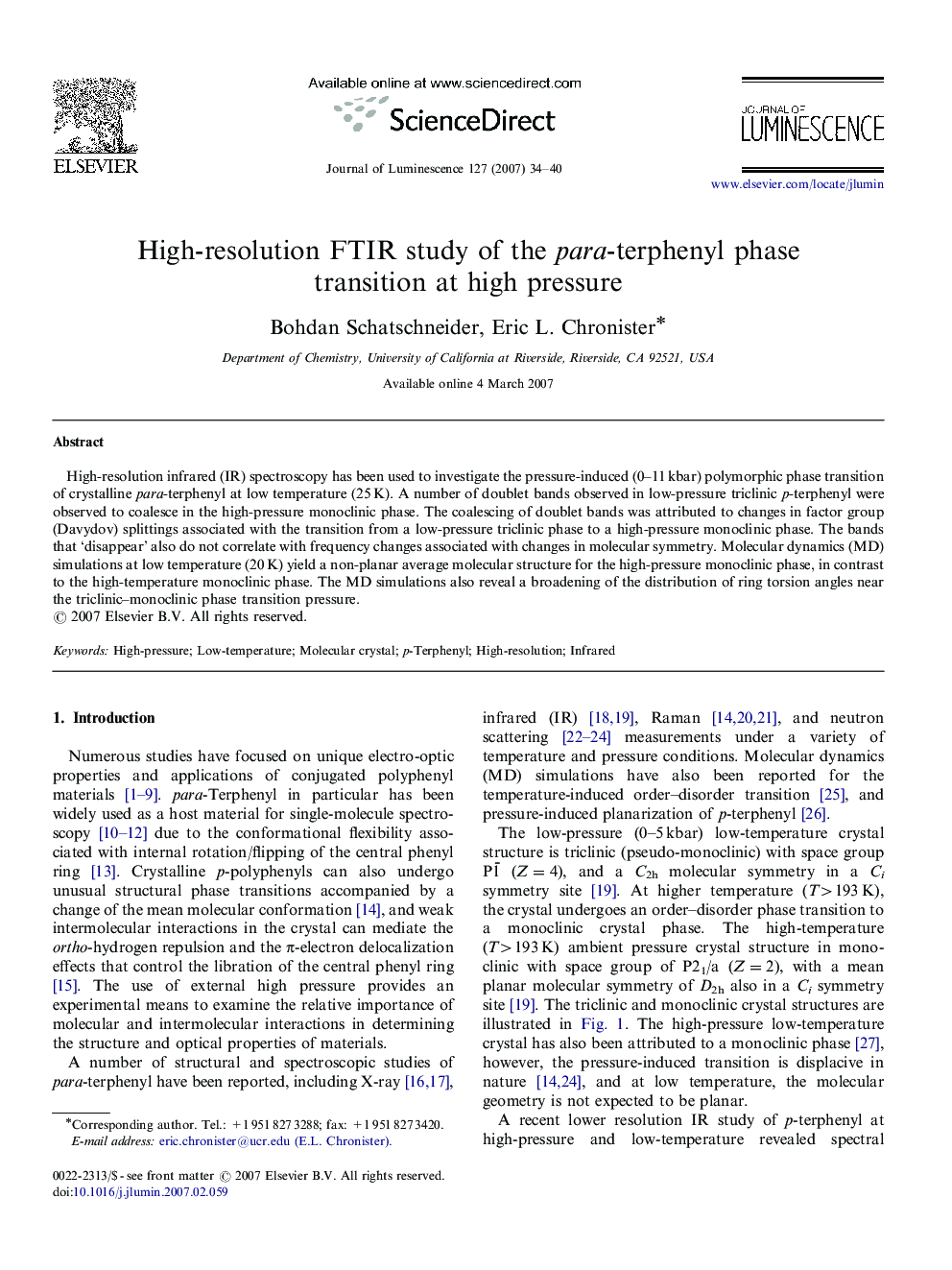 High-resolution FTIR study of the para-terphenyl phase transition at high pressure