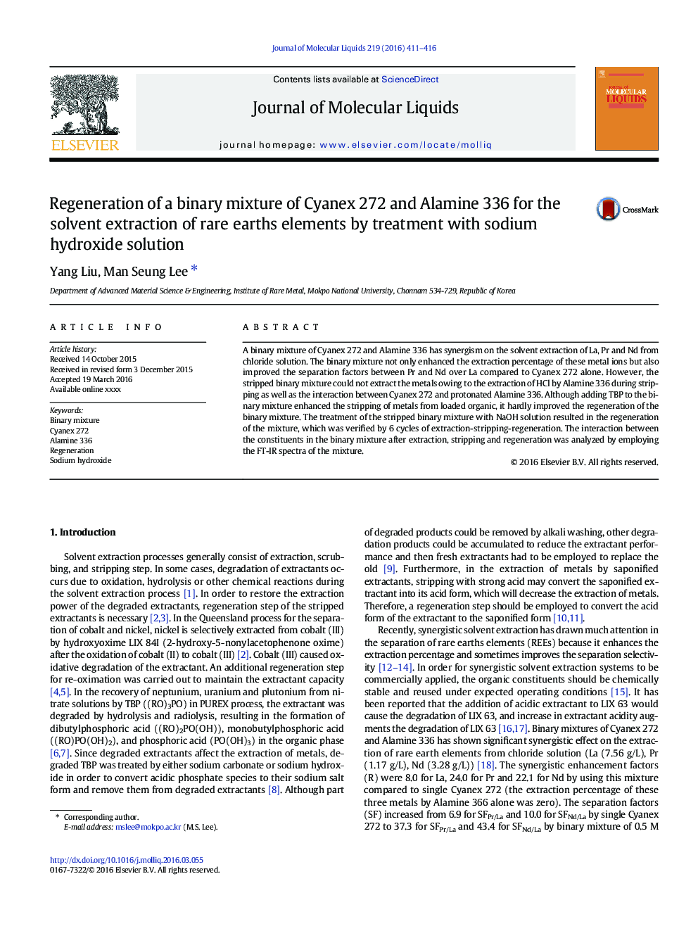 Regeneration of a binary mixture of Cyanex 272 and Alamine 336 for the solvent extraction of rare earths elements by treatment with sodium hydroxide solution