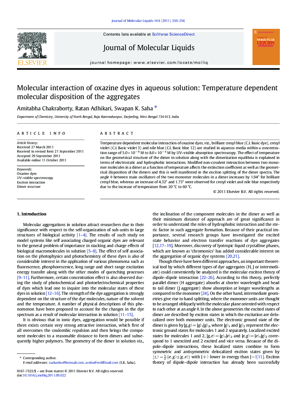 Molecular interaction of oxazine dyes in aqueous solution: Temperature dependent molecular disposition of the aggregates