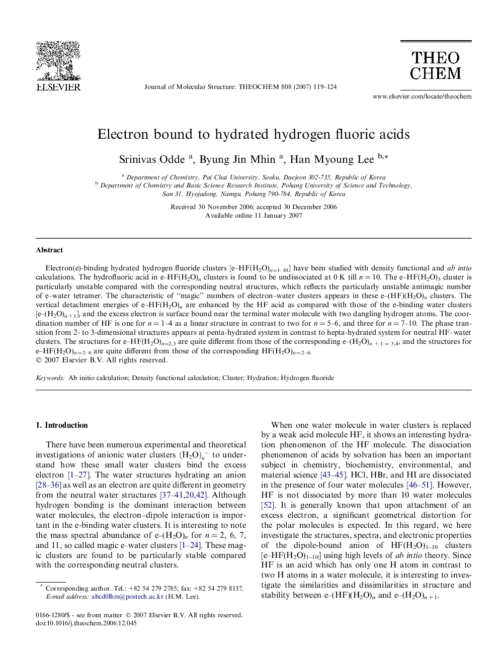 Electron bound to hydrated hydrogen fluoric acids