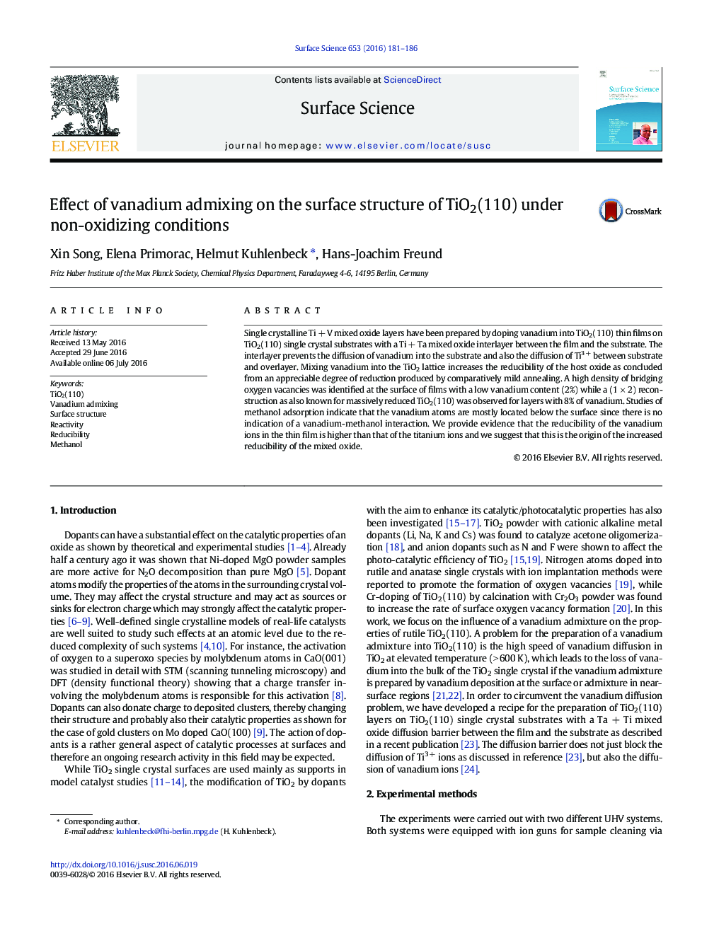 Effect of vanadium admixing on the surface structure of TiO2(110) under non-oxidizing conditions