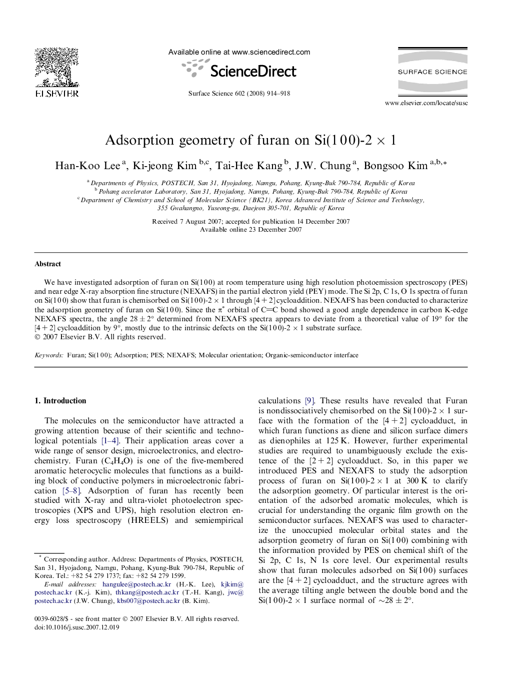 Adsorption geometry of furan on Si(1 0 0)-2 Ã 1