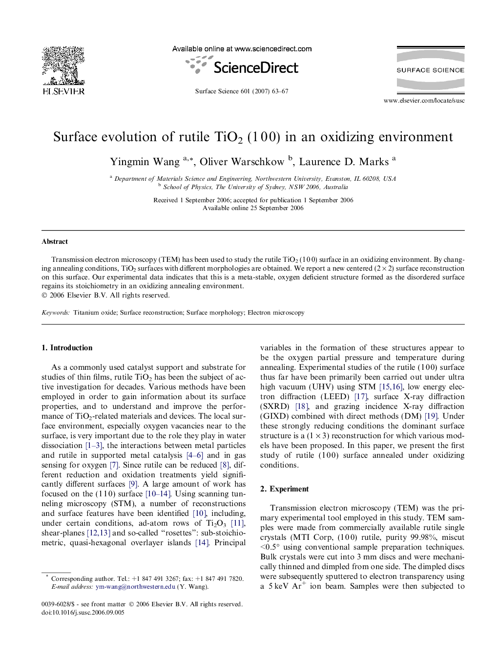 Surface evolution of rutile TiO2 (1 0 0) in an oxidizing environment